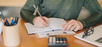 Using a calculator to budget