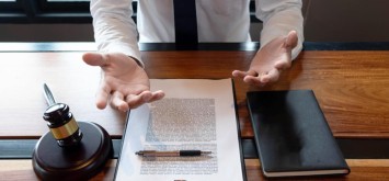 Consultation of lawyers in doing business or judging cases according to justice.