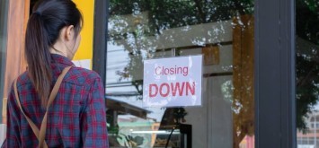 closing down sign